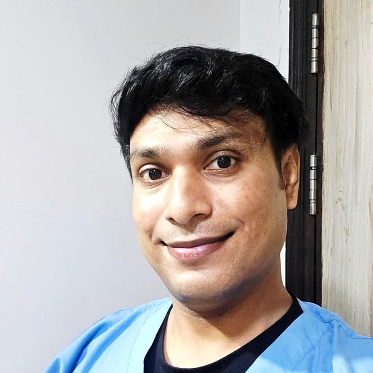 Dr Ashish Kamble, Consultant Vitreoretina Surgeon